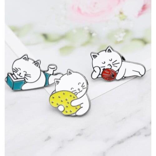 Cartoon Cute Sleeping Cat Wang Xingren Reading Book Creative Drip Pin Enamel Brooch Pin Badge Clothes Decor Jewelry Gift