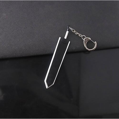 Game Berserk Sword Keychain Black Swordsman Guts Dragonslayer Sword Key Chain for Men Metal Car Keyring Cosplay Jewelry