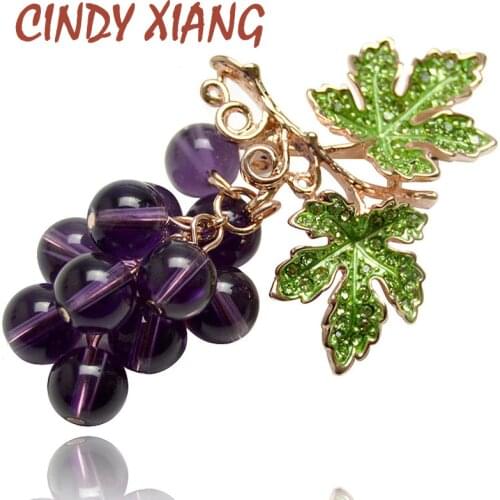 CINDY XIANG Summer Crystal Grape Brooches for Women Cute Luxury Brooch Pin Fashion Jewelry Elegant Wedding Brooch Bouquet Hot