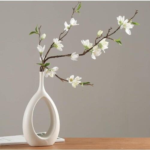 Minimalist White Ceramic Vase Light Luxury Ins Home Living Room Countertop Dried Flower Vases Decoration Nordic Creative