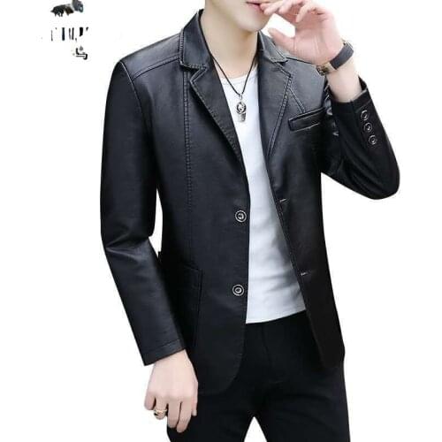 2021 New Winter Men Black Leather Jacket Male Fur Lined Warm Motorcycle Jacket Slim Street Fashion Black Biker Coat Pleated Q51