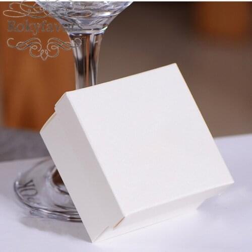 50pcs White Favor Boxes 6.5cmx6.5x3.8cm Gift Package Wedding Shower Sweet Box Reception Gift Box Anniversary Birthday Package