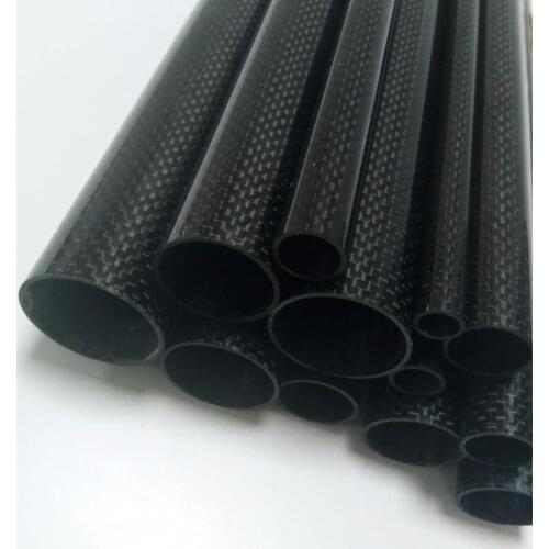 Tubo De Fibra De Carbono Envuelto En 1 Rollo 3K Diámetro De La Superficie Brillante 10mm 12mm 14mm 16mm 18mm 22mm 24mm 26mm 28mm