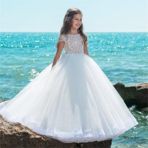 New Flower Girl Dresses For Wedding Tulle Ball Gown Short sleeve Lace Applique First Holy Communion Dresses For Little Girls