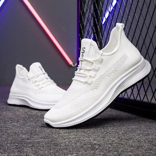 Mens shoes 2021 new summer mens sports shoes fashionable and comfortable casual shoes breathable mesh outdoor sports running