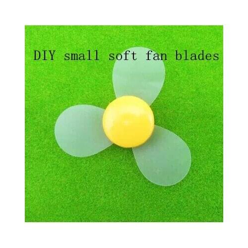 Free shipping 72mm DIY small three-bladed propeller blades soft fan blade model material model of creative production technology