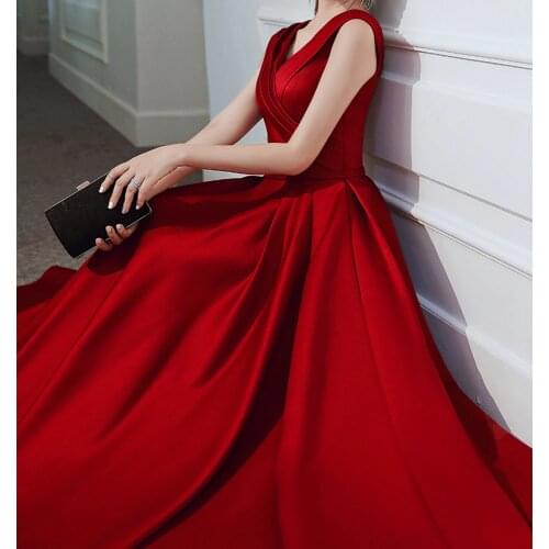 2020 New Arrival Satin Bridesmaid Dresses V-Neck Pleats Satin Fabric Long Bridesmaid Dresses Dark Red,Royal Blue,Blacki