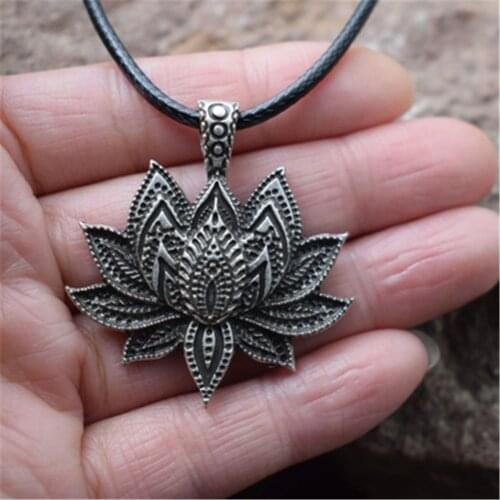 Fashion Vintage Alloy Charm Mandala Lotus Flower Pendant Necklace Women Charm Amulet Religious Loto Fiore Jewelry Woman Gift
