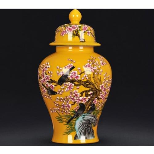 Jingdezhen Porcelain Hand Painted Vase Chinese Style Living Room Flower bird pattern yellow classical styles Ceramic storage jar