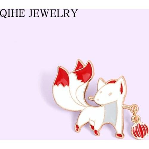 Cartoon Little Fox Brooch Cute Animal Enamel Pin Animal Metal Badge Clothes Lapel Pins Button Fashion Jewelry Gift for Friends