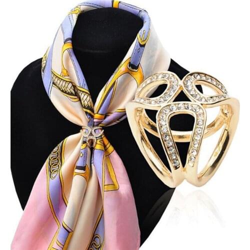 New Design Korean Fashion Scarf Buckle Accessories Brooch Simple Three Square Crystal Shawl Buckle For Women