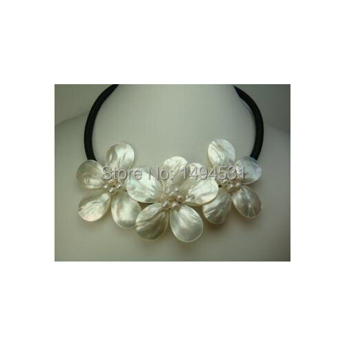 New Arriver Handmade Flower Jewelry Pearl And Shell Flower Necklace 5-6mm White Freshwater Pearl Jewelry - Free Shipping