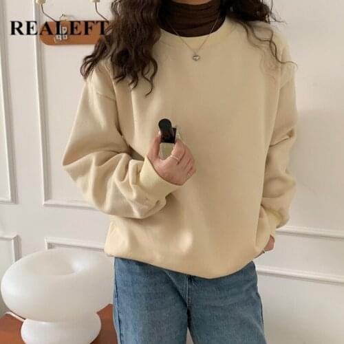 REALEFT Autumn Winter Womens Velvet Sweatshirts 2021 New Fleece Oversize Solid Long Sleeve O-Neck Pullover Tops Casual Outwear