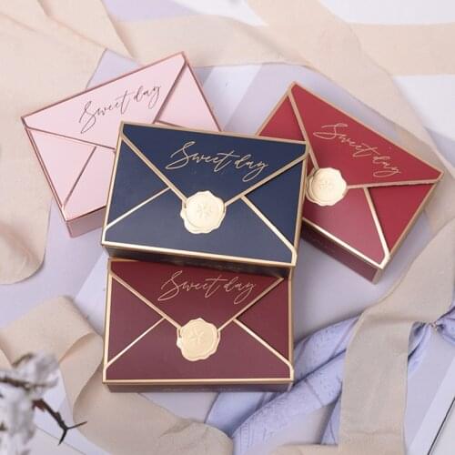 5Pcs/Lot Creative Ins Wind Retro European Red Wedding Candy Box Chocolate Gift Packing Box Supplies Handmade Envelope Tray