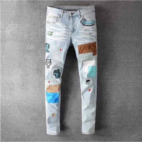 2021 New Mens male fashion bear embroidery patchwork light blue jeans Streetwear holes ripped stretch denim skinny jeans