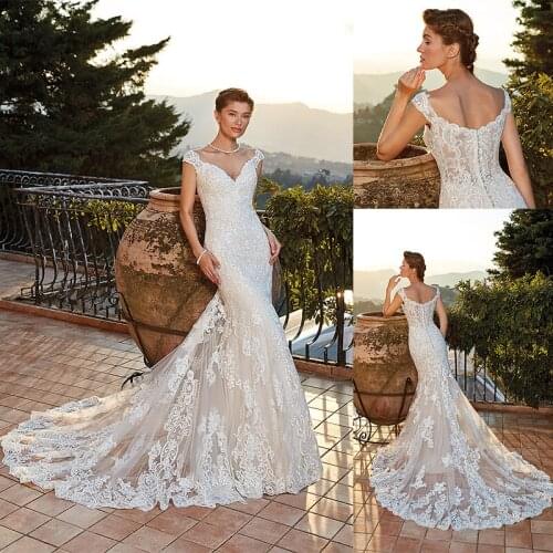 Mermaid Wedding Dresses 2020 V Neck Capped Sleeve Lace Appliques Bridal Gowns Sweep Train Wedding Dress Robes De Mariée