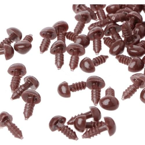 100Pcs Plastic Safety Triangle Velvet Noses For Animal Puppet Teddy Bear Doll 090B