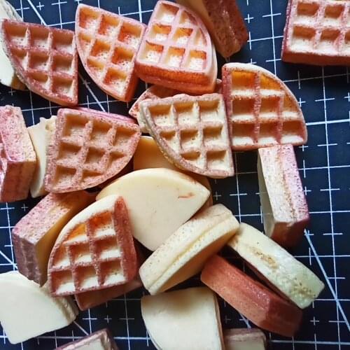 1pcs/lot resin flat back waffle bread 24mm simulation of food Cabochon Scrapbook DIY phone decoration