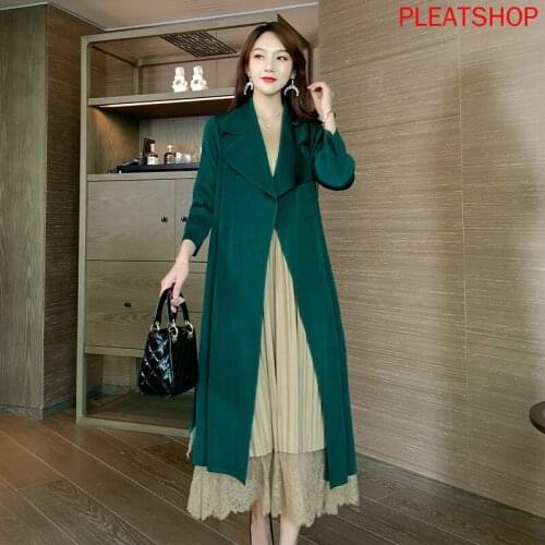 BLUE FOLD Women's Youth Jackets