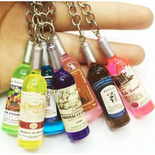 Creative Mini Simulation Red Wine Bottle Keychain Beeer Bottle Keyring Key Ring Mobile Phone Pendants Christmas Gifts Random