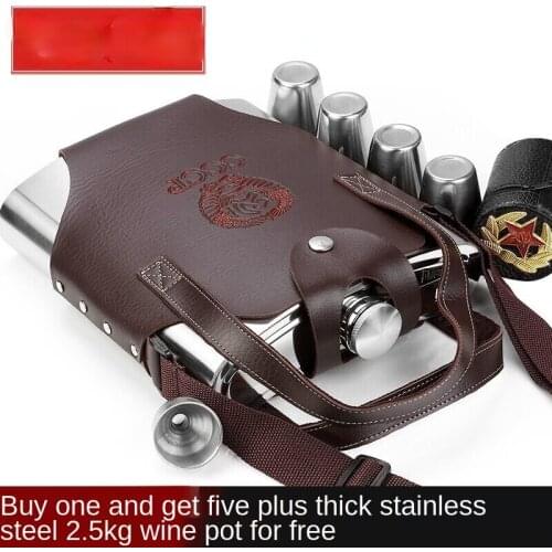 Flagon 304 Stainless steel Outdoor carried German steel flat bottles Iron wine Portable type stainless steel 2.5 kg pack