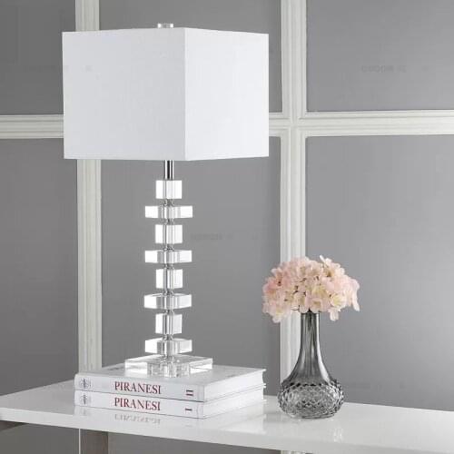Europe Simple Luxury Table Lamps Clear Square Crystal Table Lamps Fashionable Creative Table Lamps for Bedroom Living Room Study
