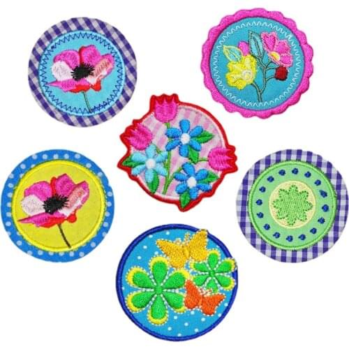 New Round Floral Embroidery Flower Sew on Iron on Patch Applique Diy Crafts Stiker for Jeans Hat Bag Clothes Accessories Badges