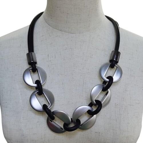 DIY Round Metal Pendant Short Necklace For Women Punk Style Black Leather Rope Necklaces Sweater Chain Choker Womens Jewelry