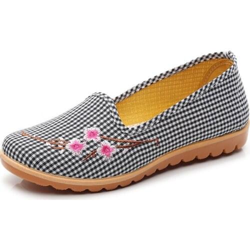 Chinese classic cloth shoes womens shoes single shoes hard fashion cow tendon bottom mom shoes middle-aged and elderly flat bot