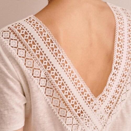 Runelen Embroidery Collar Two Uses T Shirts Summer V-Neck Short Sleeve Casual Hollow out Women T-shirts 2021 Elegant Retro Tees