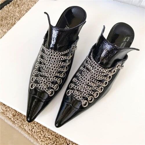 2021 Chain Sandals Soring High Heel Mules Slippers Ladies Pointed Toe Strange Style Crystal Outside Sandals Shoes Women Casual