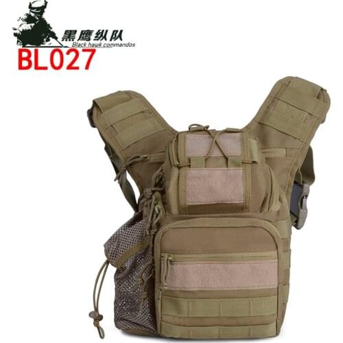 Saddle bag, tactical One Shoulder Messenger Bag, outdoor multi-functional mens and womens SLR camera bag for military fans