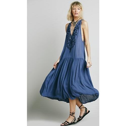 2018 summer flower embroidery pattern holiday maxi dress womens sexy backless long dress large swing dress loose bohemian dress