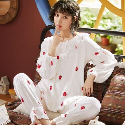 Pajamas Female Autumn And Winter Coral Velvet Thick Warm Princess Nightwear Home Service Winter Long Sleeves Velvet Flannel Suit
