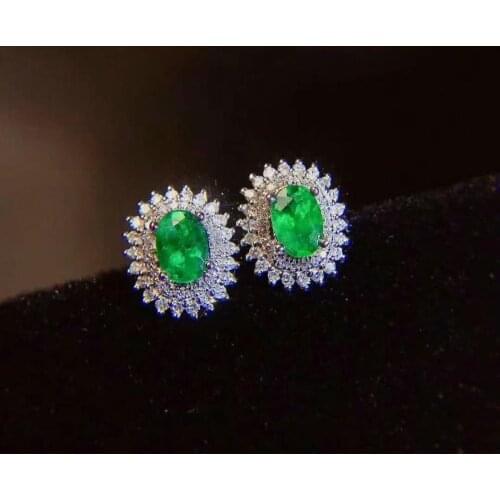 SHILOVEM 925 sterling silver Natural Emerald stud earrings classic fine Jewelry women wedding wholesale 4*6mm jce0406288agml
