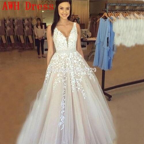 V Neck Floor Length Wedding Dresses with Beaded Sash Champagne Lace Appliques A Line Backless Bridal Gowns Vestido De Noiva 2020