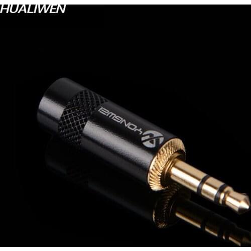 Plated 3.5MM audio plug AUX car phone headset computer MP3 three black