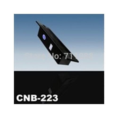 Pet presence detector for the control of automatic doors