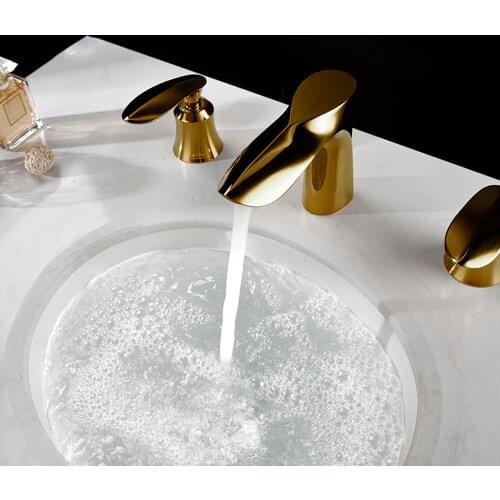 Gold Deck Mounted Bathtub Faucet Set 3 Holes Widespread Tub Mixer Bathroom Goose Neck Bath Shower Set with Hand shower DG20-0710