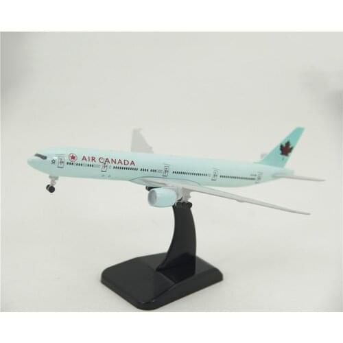 20CM 1/400 Scale Air Canada Airline Boeing B777 Plane Model Alloy Airframe W Base&Landing Gear Airplane Toys Fixed-wing Aircraft