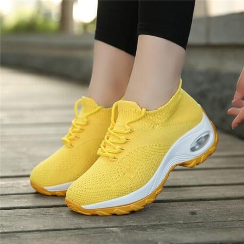 Womens Shoes Flying Woven Air Cushion Sports Shoes Casual Shoes Shaking Shoes Cover Foot Socks Shoes