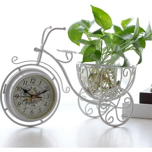 Creative automotive supplies Clock furnishing articles Presents the preferred Tieyi accessories Automotive furnishing articles