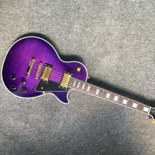 High quality purple guitar electric guitar flame maple wood, golden hardware, high quality, real photo exhibition, free shipping