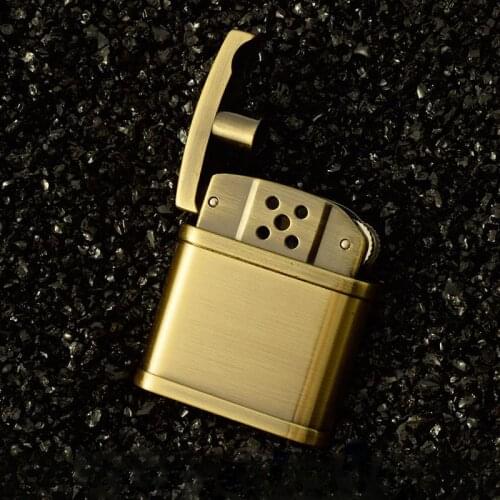 Unusual Cigarette Lighter Creative Retro Kerosene Grinding Wheel Lighter Mini Metal Open Flame Lighters Smoking Accessories