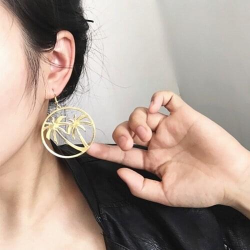 New Summer Fashion Hollow Tree Leaves Gold Color Earring for Women Girl Exaggerated Metal Big Circle Coconut Palm Tree Earrings