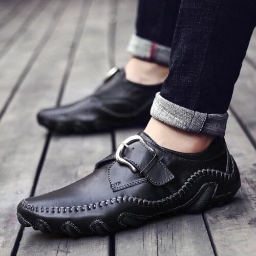 Men Shoes Loafers genuine leather Slip on Male Footwear Driving Moccasin Soft Comfortable Casual Shoes Men Sneakers Flats