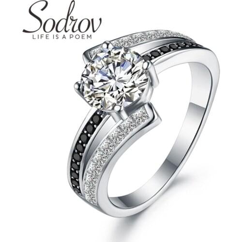 2020 nouveau 3.9g Classic 925 Sterling Silver Jewelry Row Black&White Stone Wedding Rings for Women Femme Bague C334