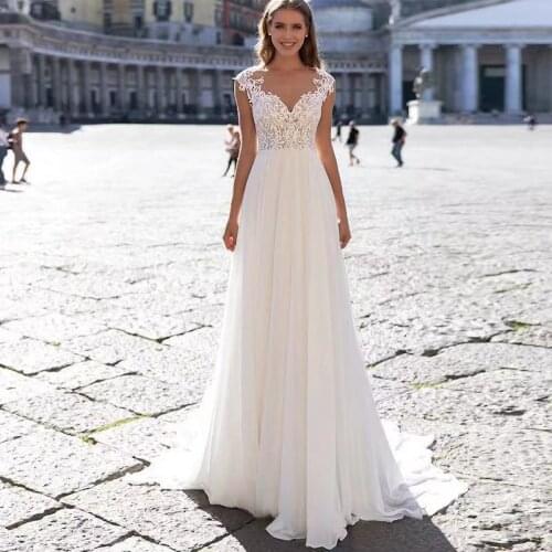 Boho Wedding Dresses Long Chiffon with Lace Appliques Scoop Cap Sleeves Bohemian Beach Bridal Gown Simple Robe de Mariage Ivory