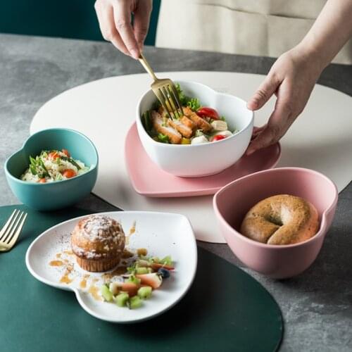 Ceramic Creative Love Heart-shaped Couple Dinner Plate Tableware Cake Tray Fruit Snack Steak Pasta Western Food Plate Porcelain