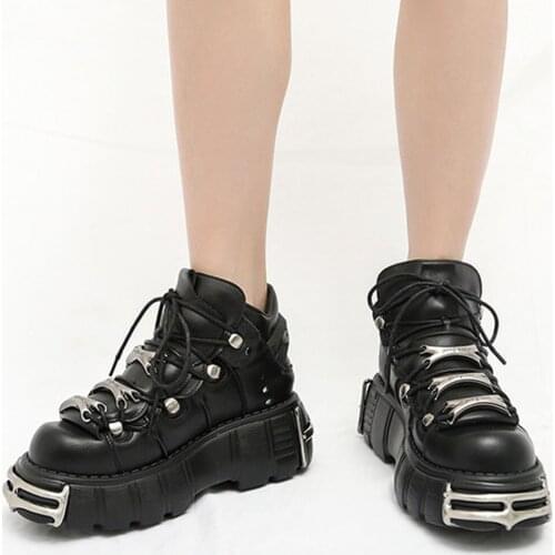 2021 Brand Great Quality Metal Decoration Gothic Chunky Platform Shoelaces Cool Punk Street Flats Casual Shoes Woman